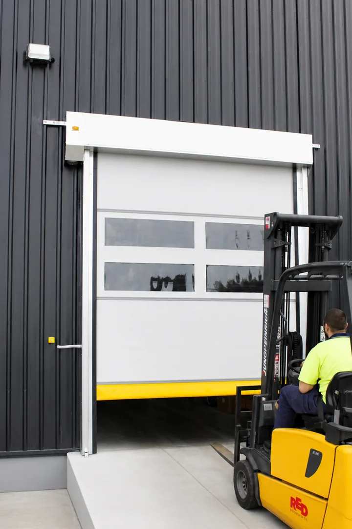 PE01 rapid door doorway